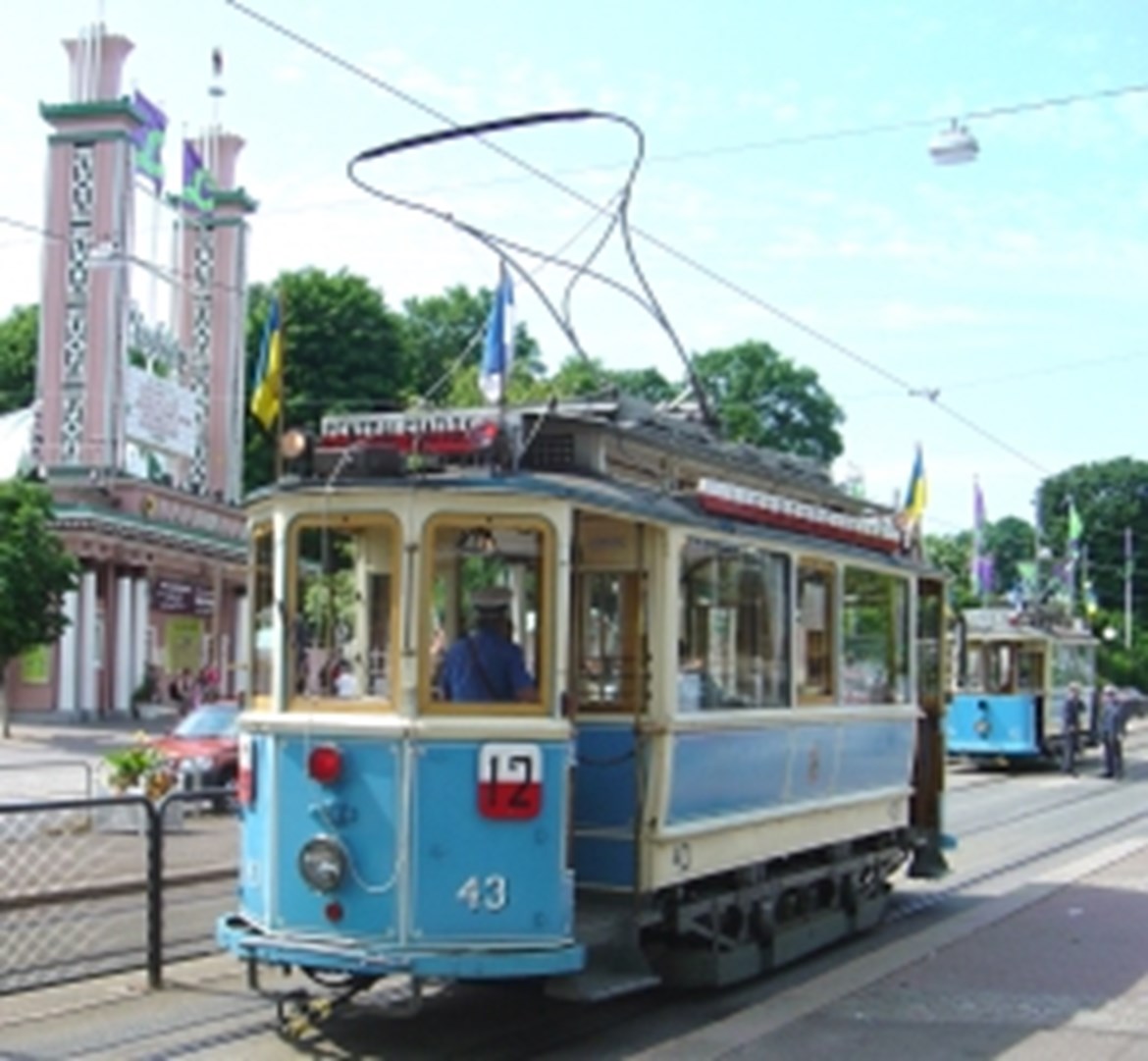 Tramcar 43 at Liseberg main entrance
